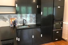 Pose-Cuisine-Equipee-Appartement-Noire-Nantes-Genie-Multiservices