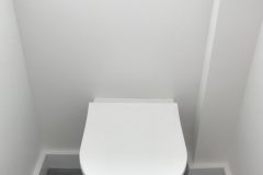 Pose-WC-Suspendu-Nantes-Genie-Multiservices